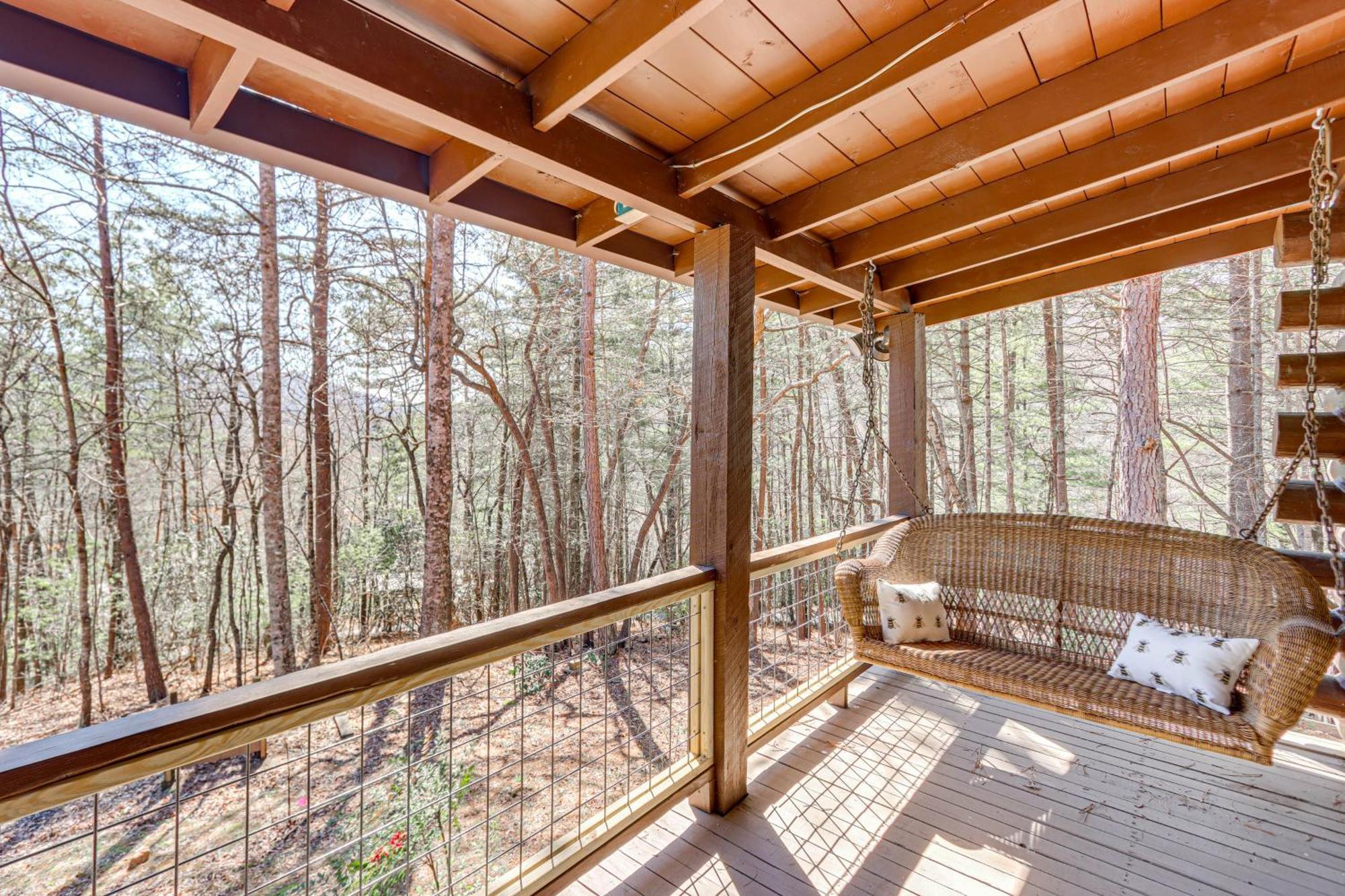 Dog-Friendly Hiawassee Cabin With Decks And Fire Pit! Exterior foto